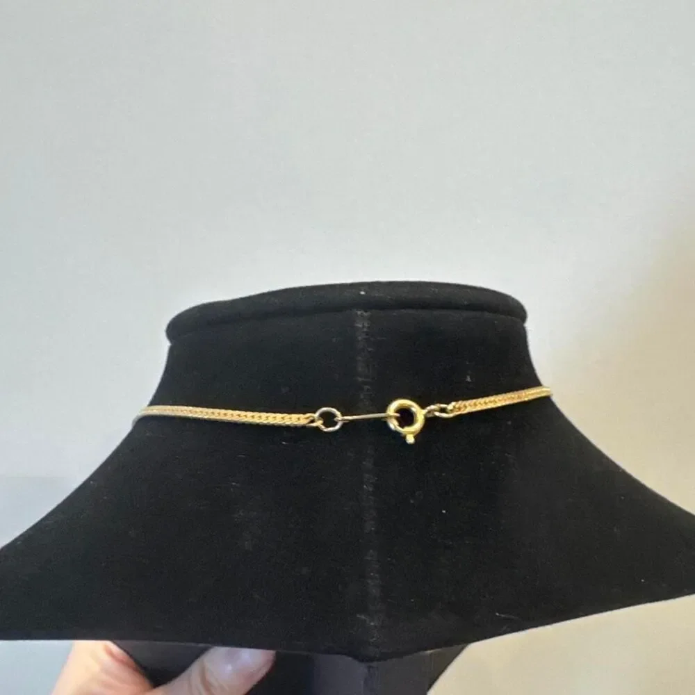 Source Unknown gold tone